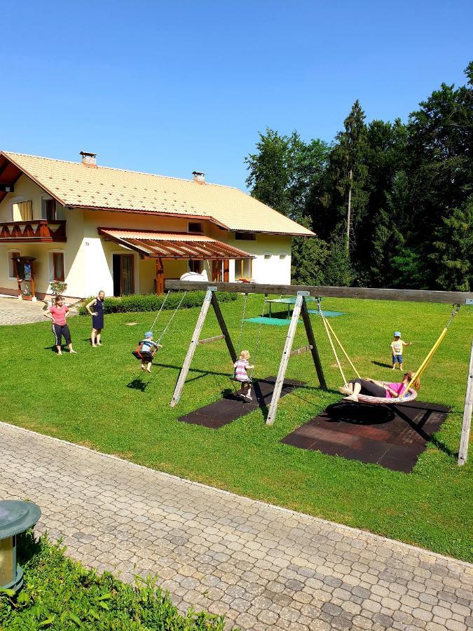 Ferienparadies Truppe Фельден-ам-Вертерзе Екстер'єр фото